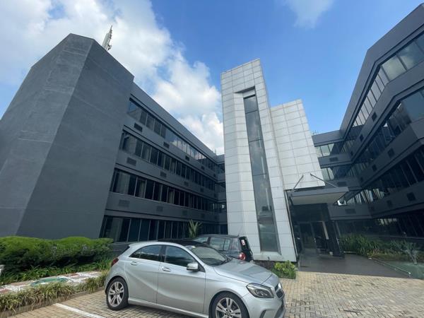 429 m² Commercial space