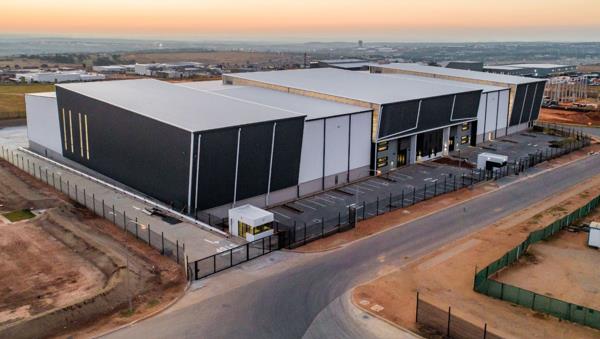 11 366 m² Industrial space
