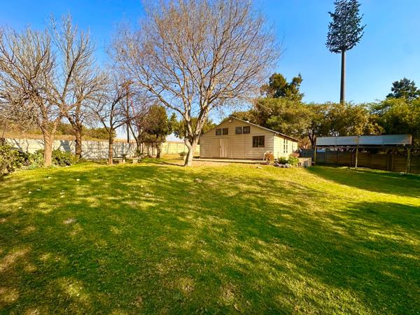 2.8 ha Smallholding