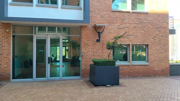 151 m² Commercial space