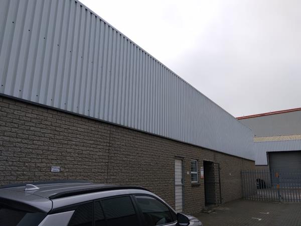 205 m² Industrial space