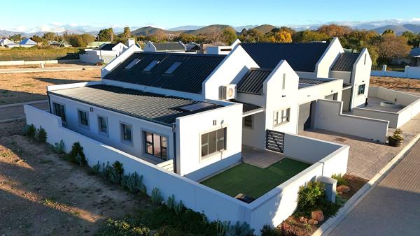 2 Bedroom House