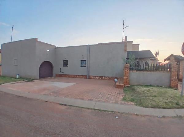 3 Bedroom House