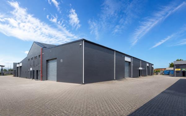 339 m² Industrial space