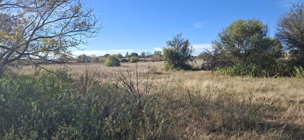 2 141 m² Land