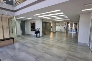 412 m² Commercial space
