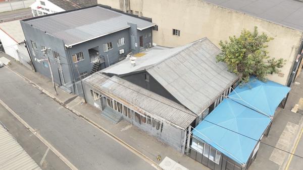 900 m² Commercial space