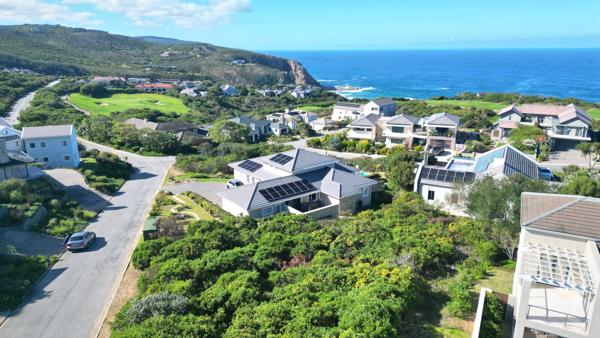 856 m² Land
