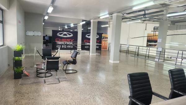 183 m² Commercial space