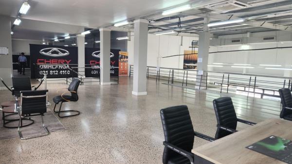 183 m² Commercial space