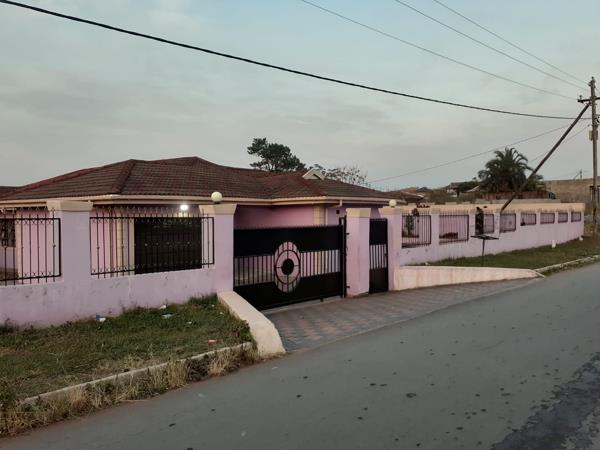 5 Bedroom House
