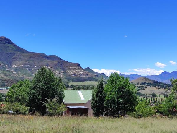 2 710 m² Land