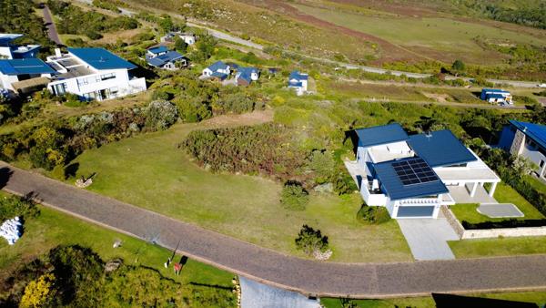 1 123 m² Land