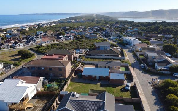 384 m² Land