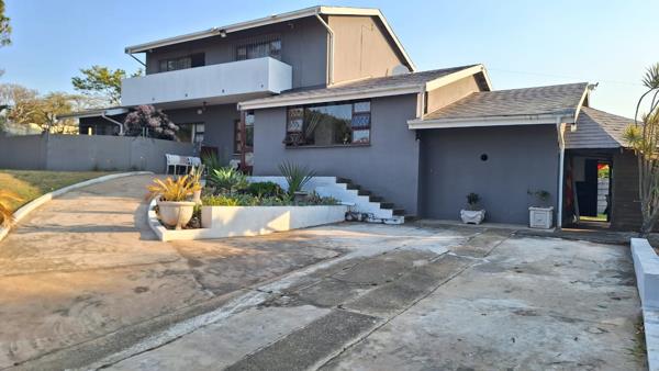7 Bedroom House