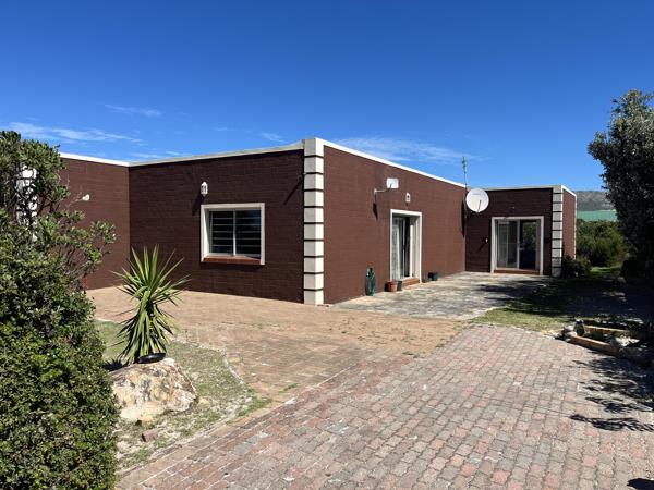 2 Bedroom House