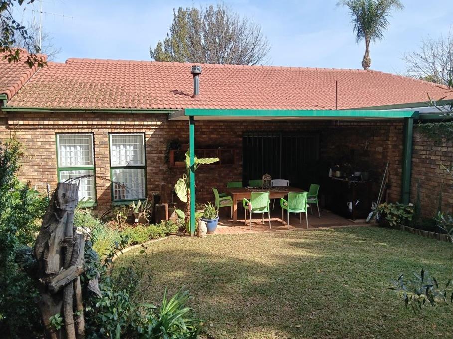 2 Bedroom Simplex