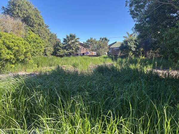 704 m² Land