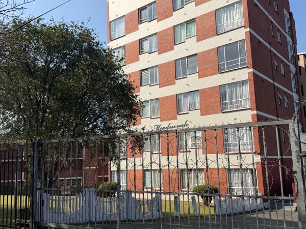 2.5 Bedroom Flat