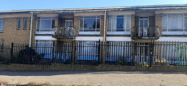 25 Bedroom House
