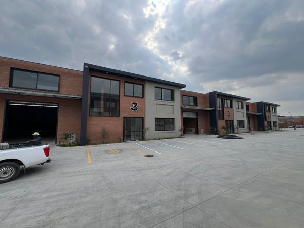 1 049 m² Industrial space