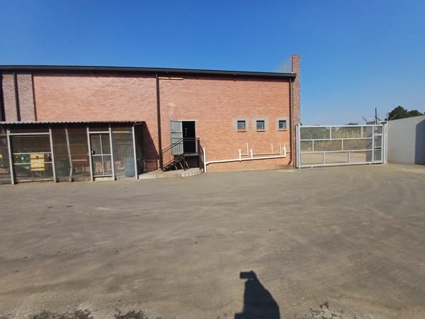 440 m² Industrial space