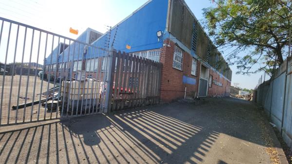 3 252 m² Industrial space