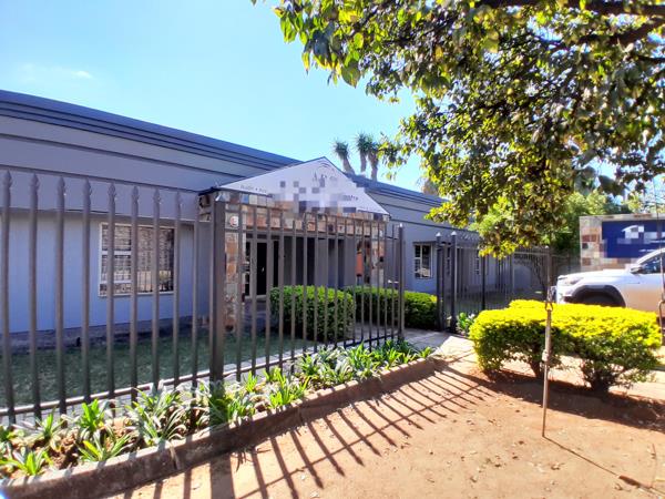 274 m² Commercial space