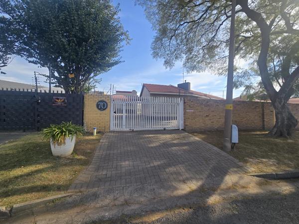 1 Bedroom Garden Cottage