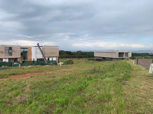 774 m² Land