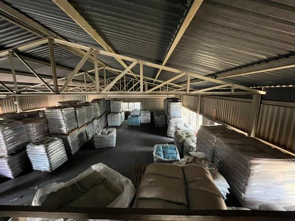 599 m² Industrial space