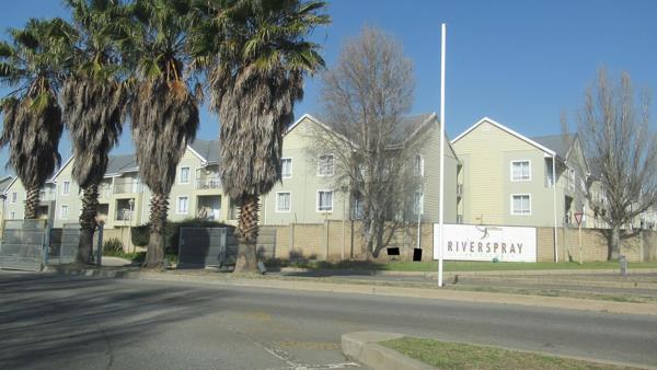 1 Bedroom Townhouse