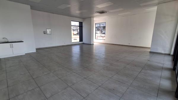 102 m² Commercial space
