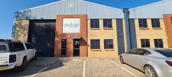 385 m² Industrial space