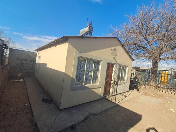 2 Bedroom House