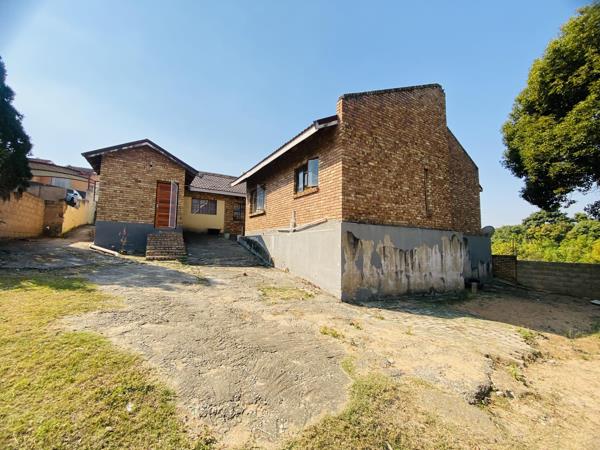 8 Bedroom House