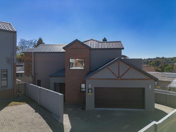 3 Bedroom Townhouse