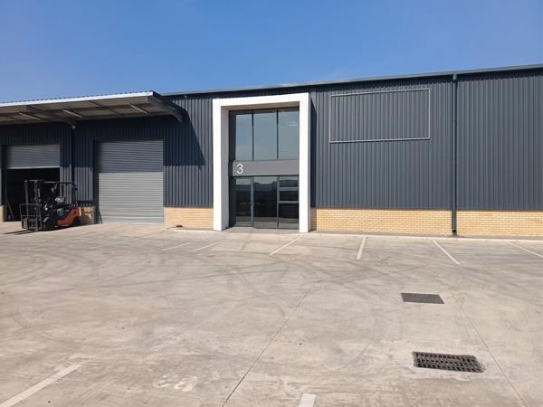 562 m² Industrial space