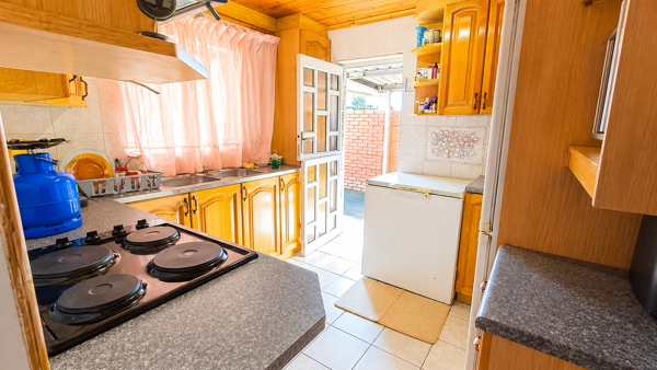 2 Bedroom House