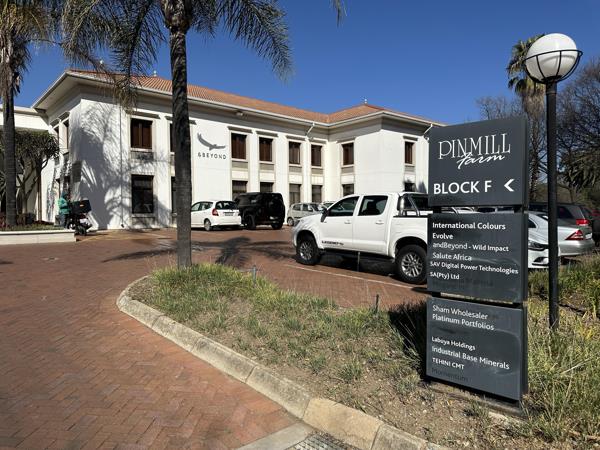 162 m² Commercial space