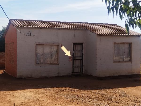 2 Bedroom House
