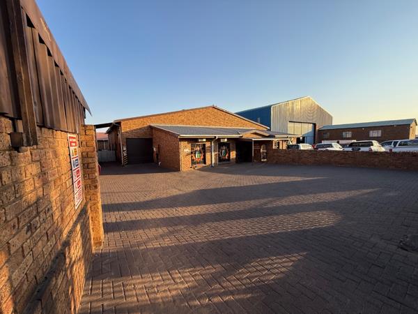 720 m² Commercial space