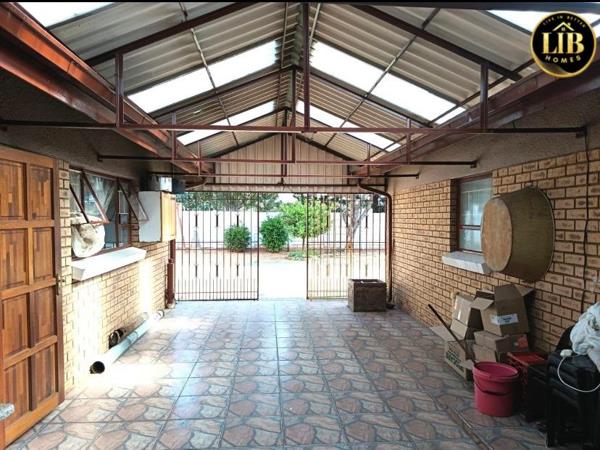 2 Bedroom House