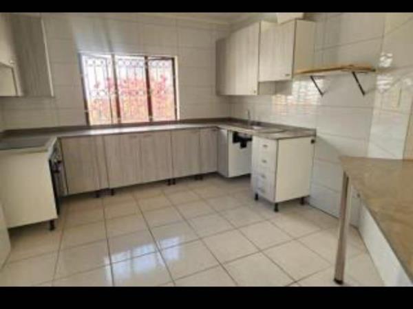 3 Bedroom Apartment