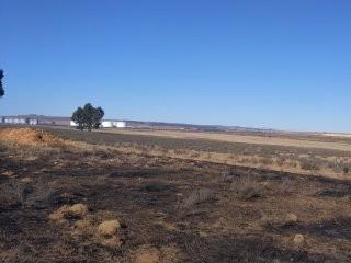 1 086 m² Land
