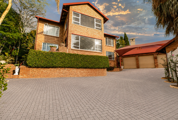 4 Bedroom Duplex
