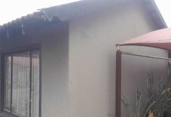 2 Bedroom House