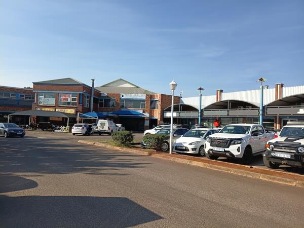 208 m² Retail Space
