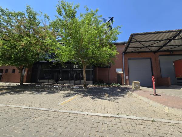 1 083 m² Industrial space