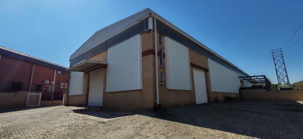 1 016 m² Industrial space